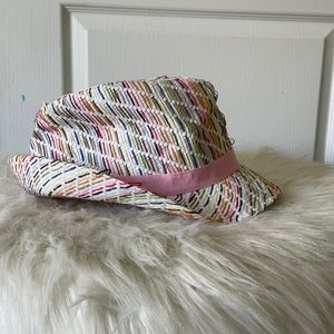 CHARMING CHARLIES CUTE STRAW HAT